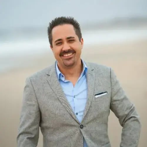 bio-headshot-chris-wiegman-500x500